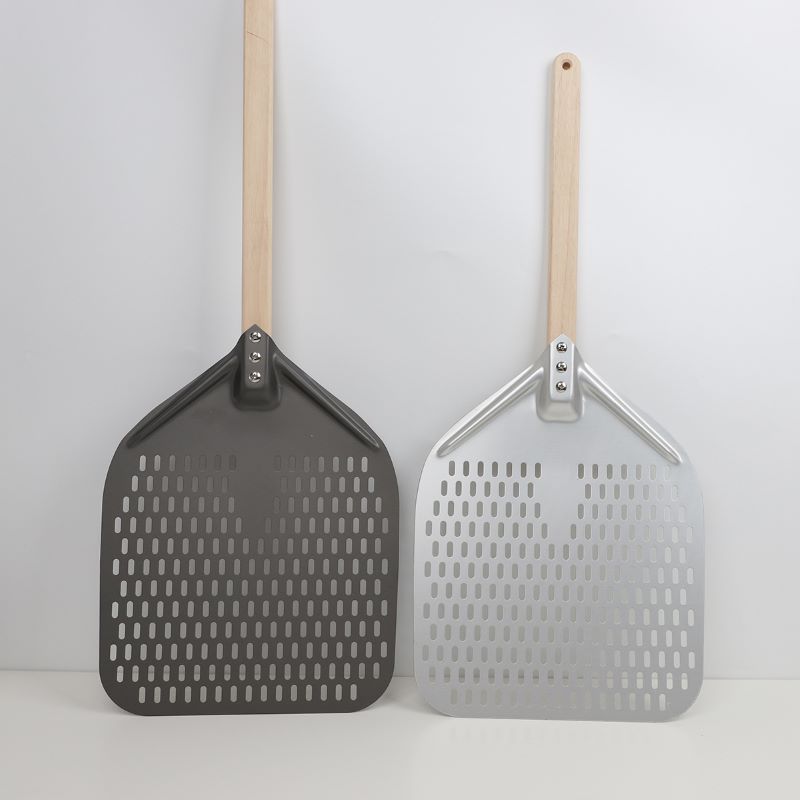 Mango de madera anodizado con anodizado de 8 pulgadas 10 pulgadas pizza de aluminio perforado pizza pizza pizza spatula pizza torner